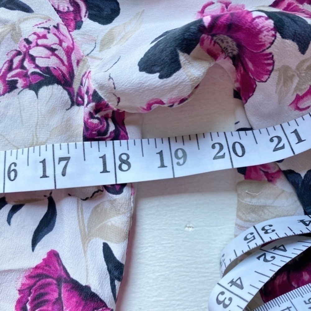 White House Black Market Pink Silk Floral Blouse - Picture 9 of 10
